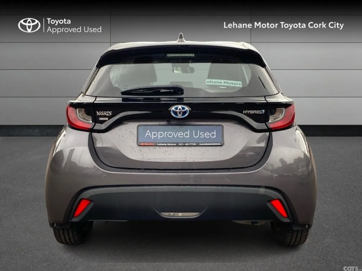 Toyota Yaris Hatchback, Petrol Hybrid, 2021, Grey