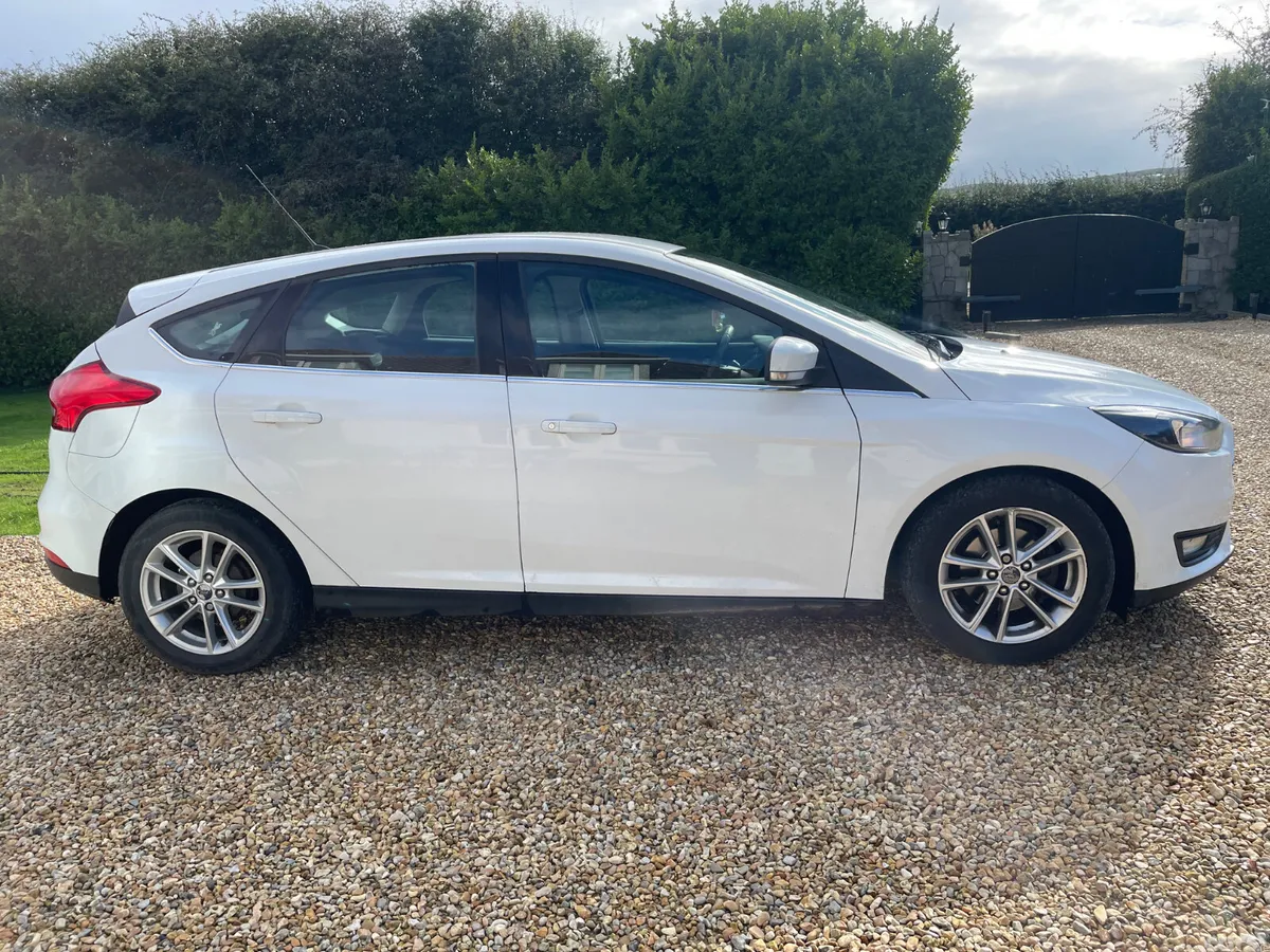 Ford Focus Hatchback, Diesel, 2016, White