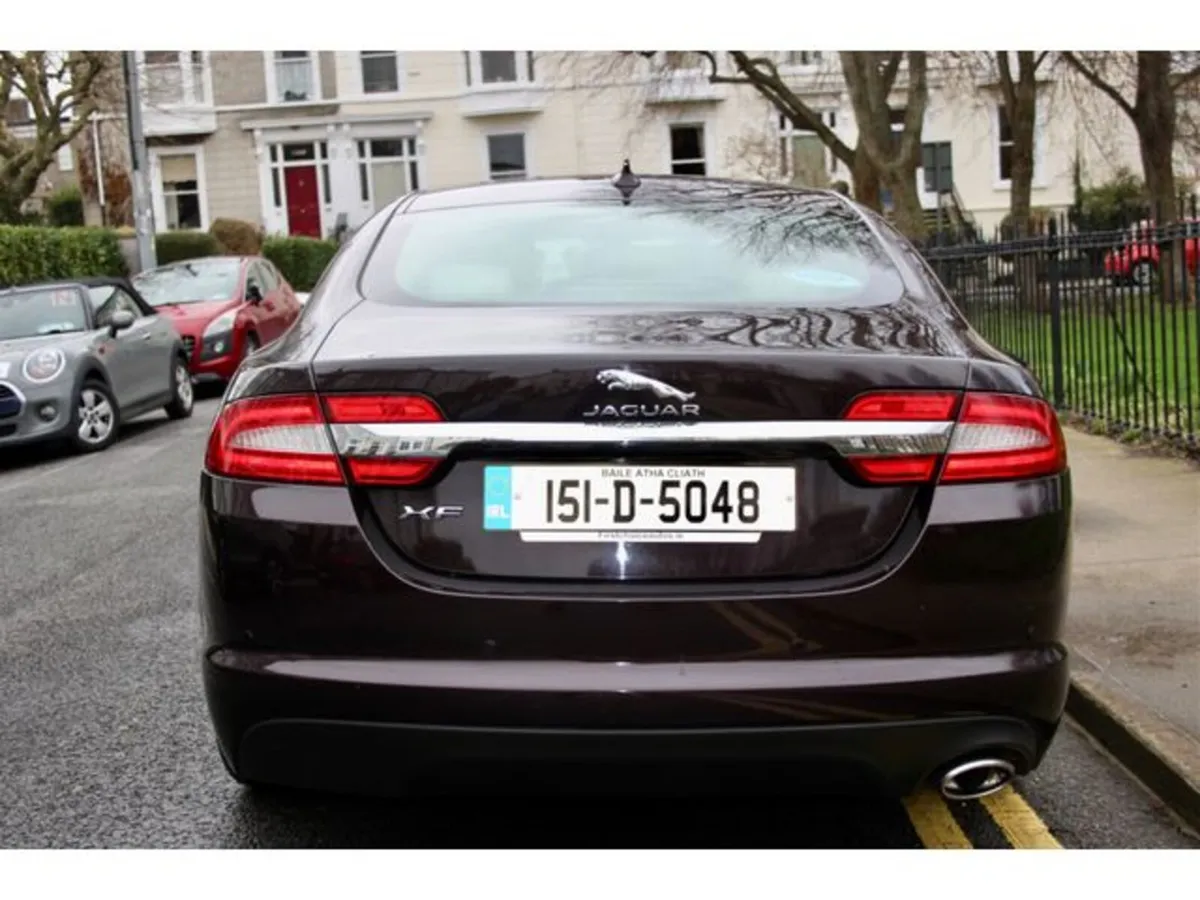Jaguar XF Saloon, Diesel, 2015, Red