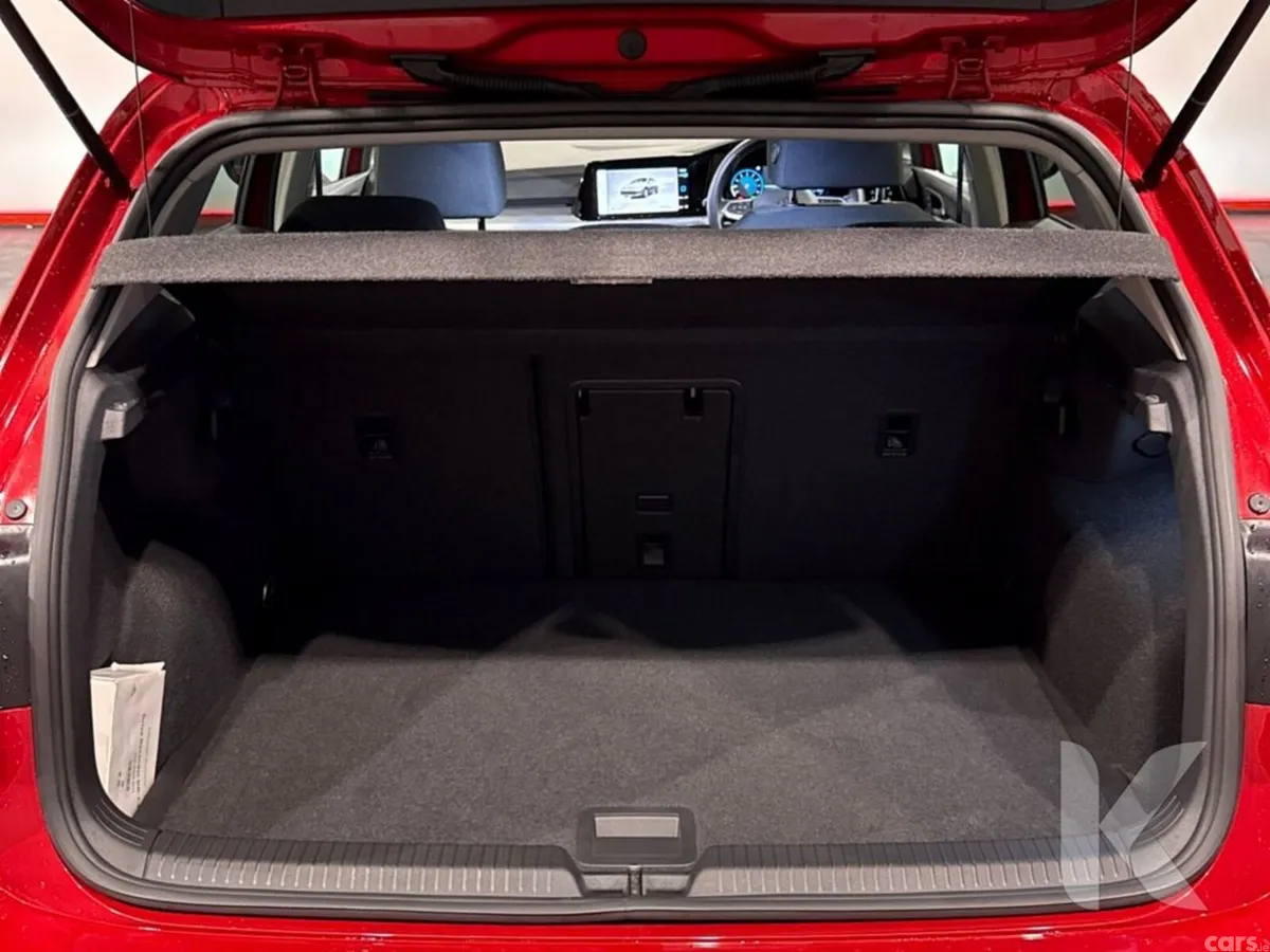 Volkswagen Golf Hatchback, Petrol, 2023, Red