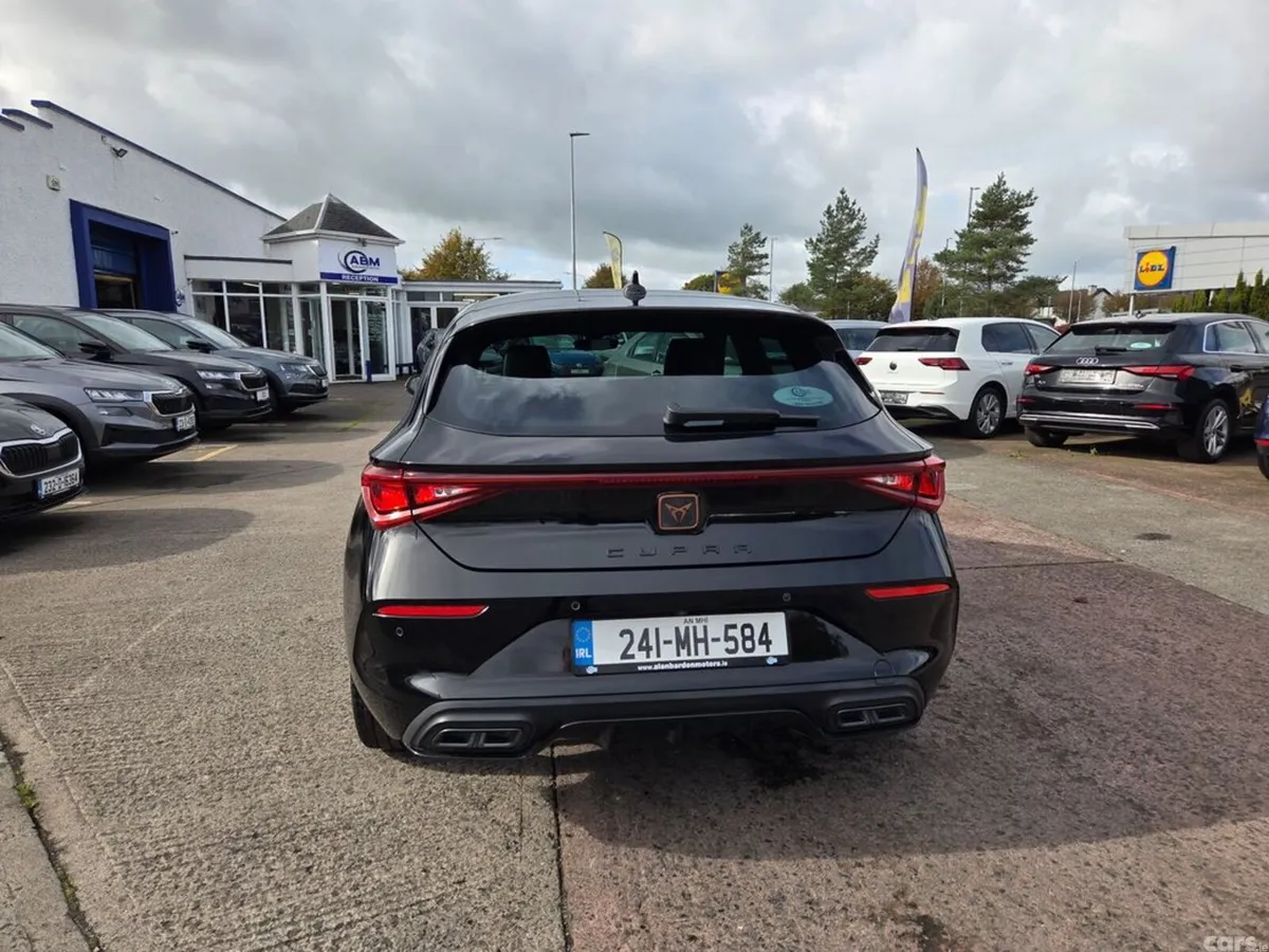 Cupra Leon Hatchback, Diesel, 2024, Black