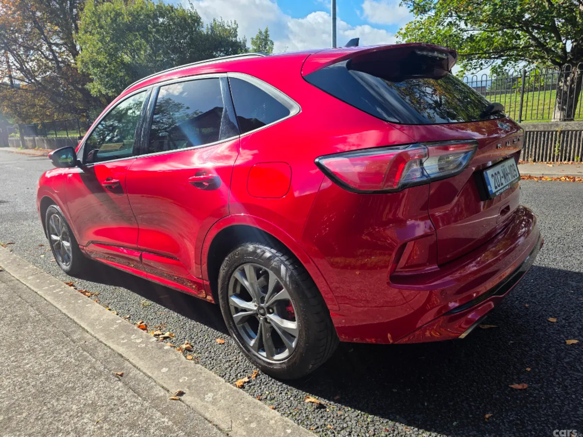 Ford Kuga MPV, Petrol Plug-in Hybrid, 2020, Red