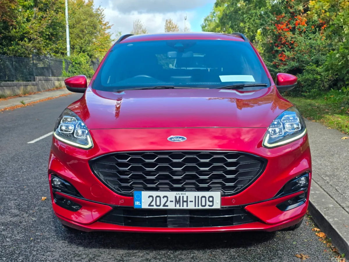 Ford Kuga MPV, Petrol Plug-in Hybrid, 2020, Red