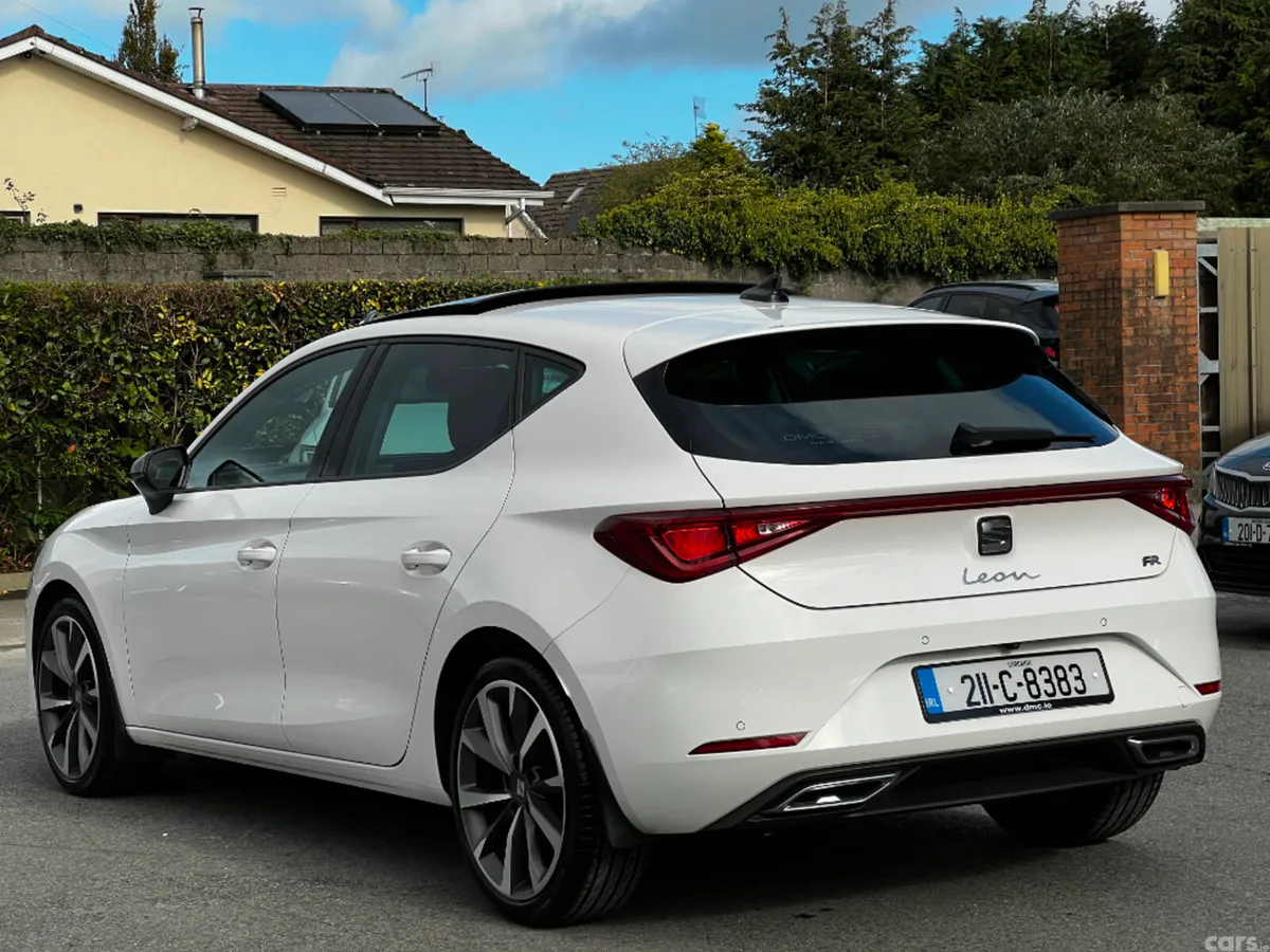 SEAT Leon Hatchback, Petrol, 2021, White