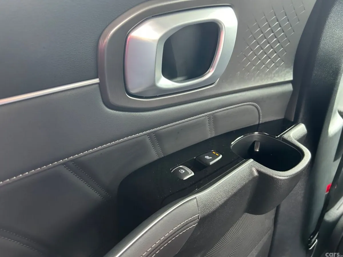 Kia Sorento SUV, Petrol Plug-in Hybrid, 2025, Grey
