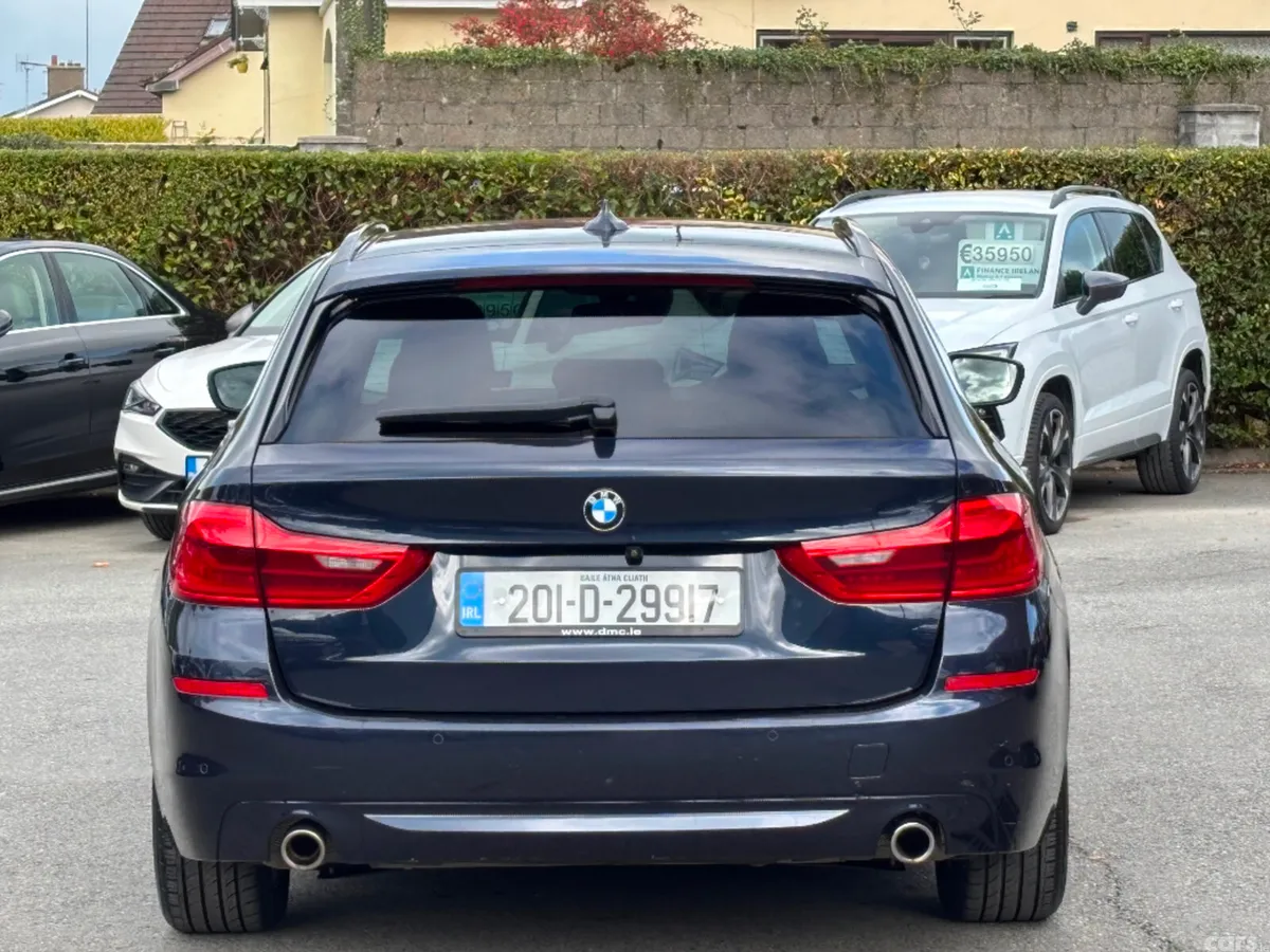 BMW 5-Series Estate, Petrol, 2020, Blue