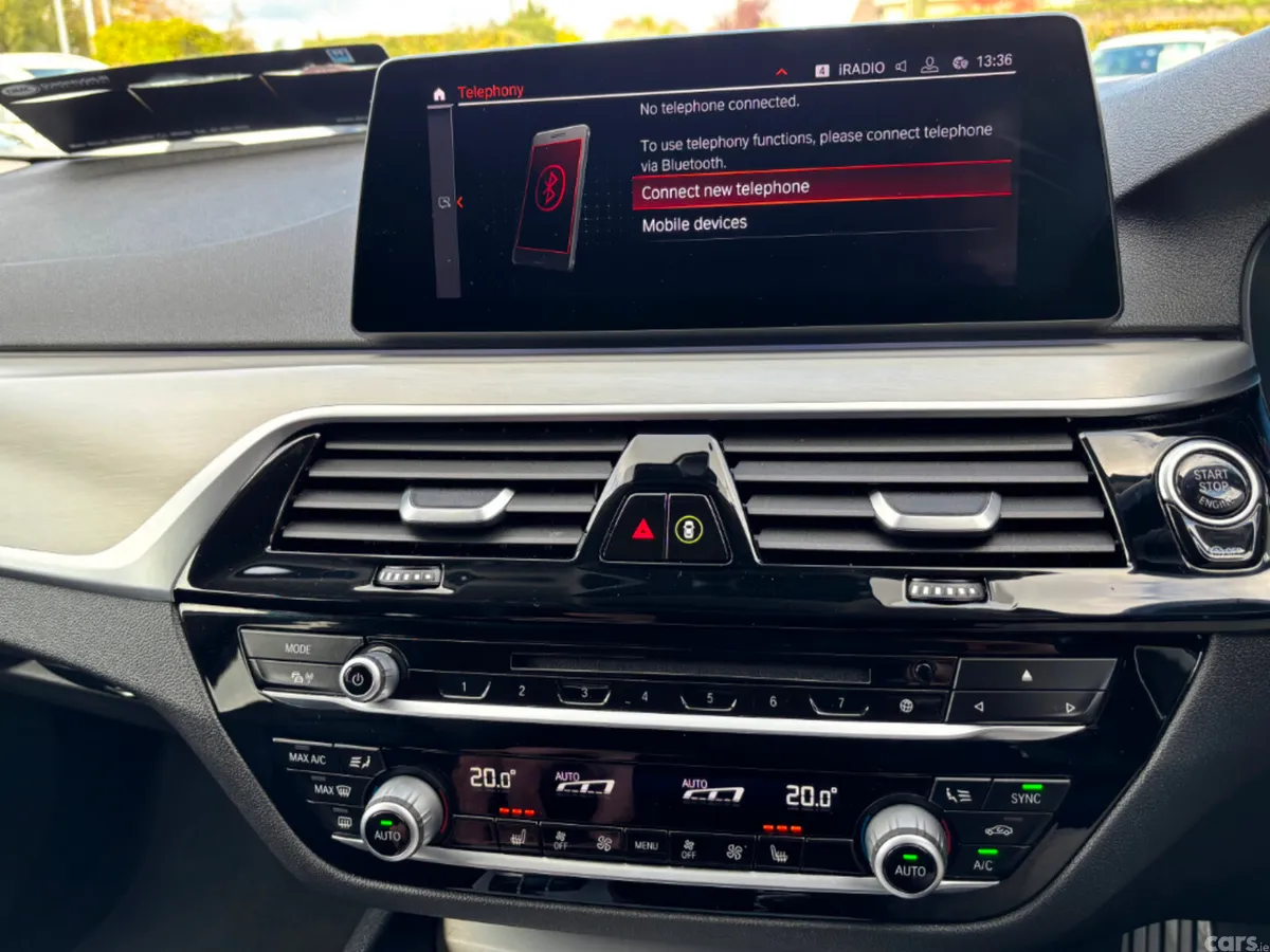BMW 5-Series Estate, Petrol, 2020, Blue