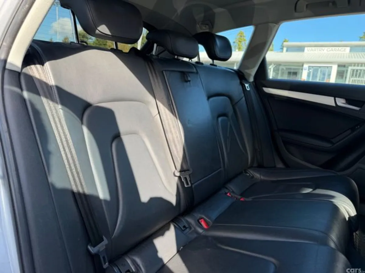 Audi A4 Estate, Diesel, 2015, Silver