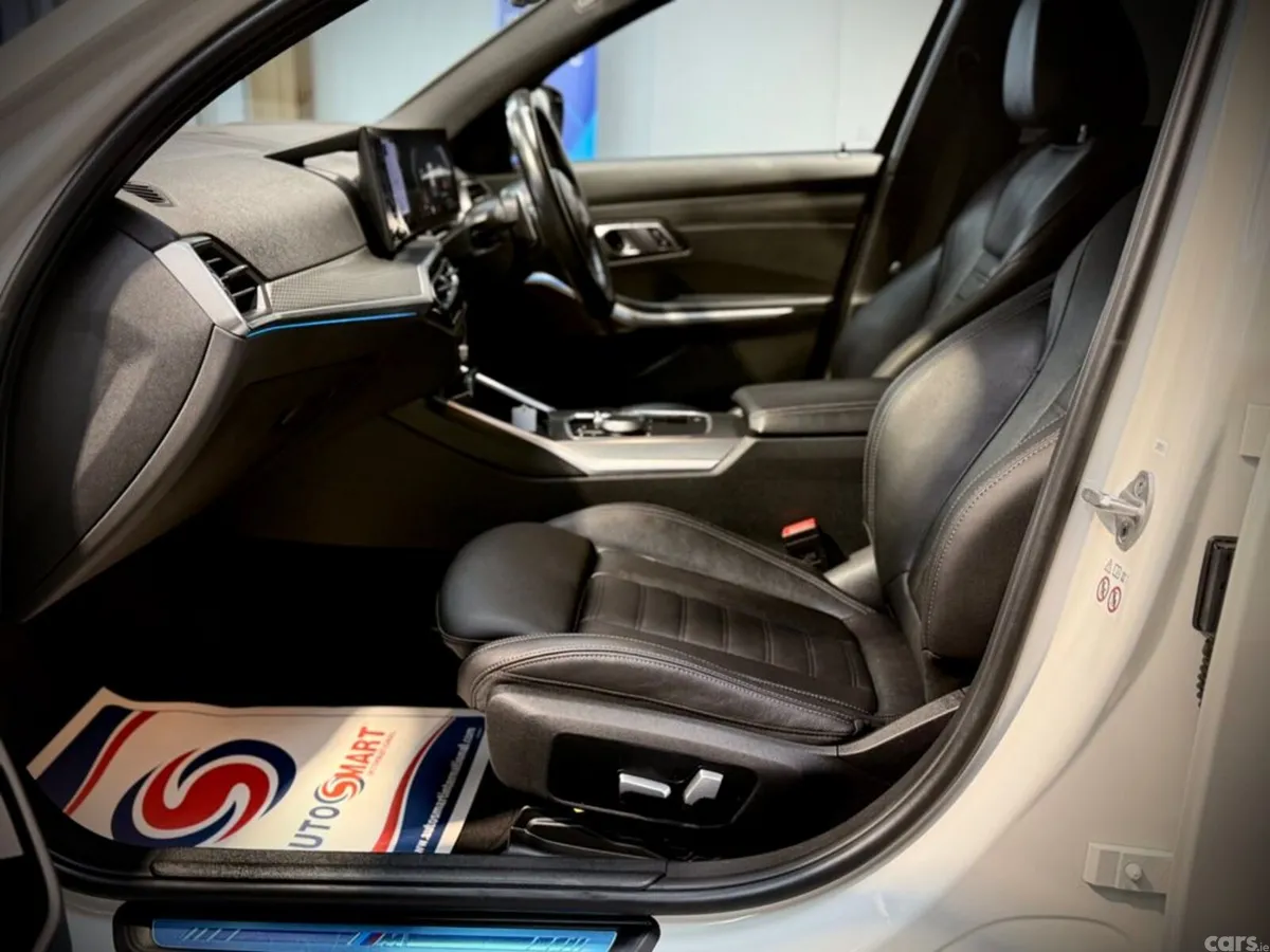BMW 3-Series Estate, Diesel, 2023, White