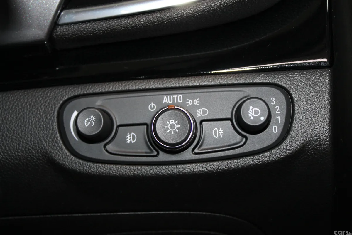 Opel Mokka SUV, Diesel, 2019, Blue
