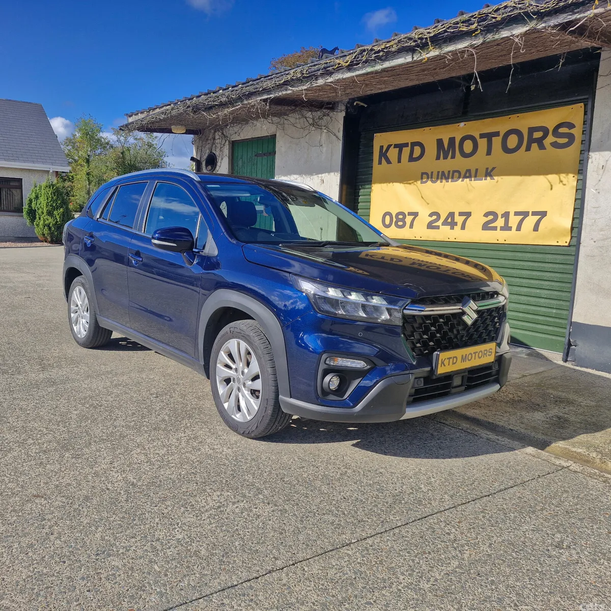 Suzuki S-CROSS SUV, Petrol Hybrid, 2023, Blue