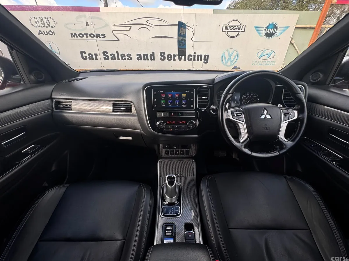 Mitsubishi Outlander SUV, Petrol Plug-in Hybrid, 2019, Red