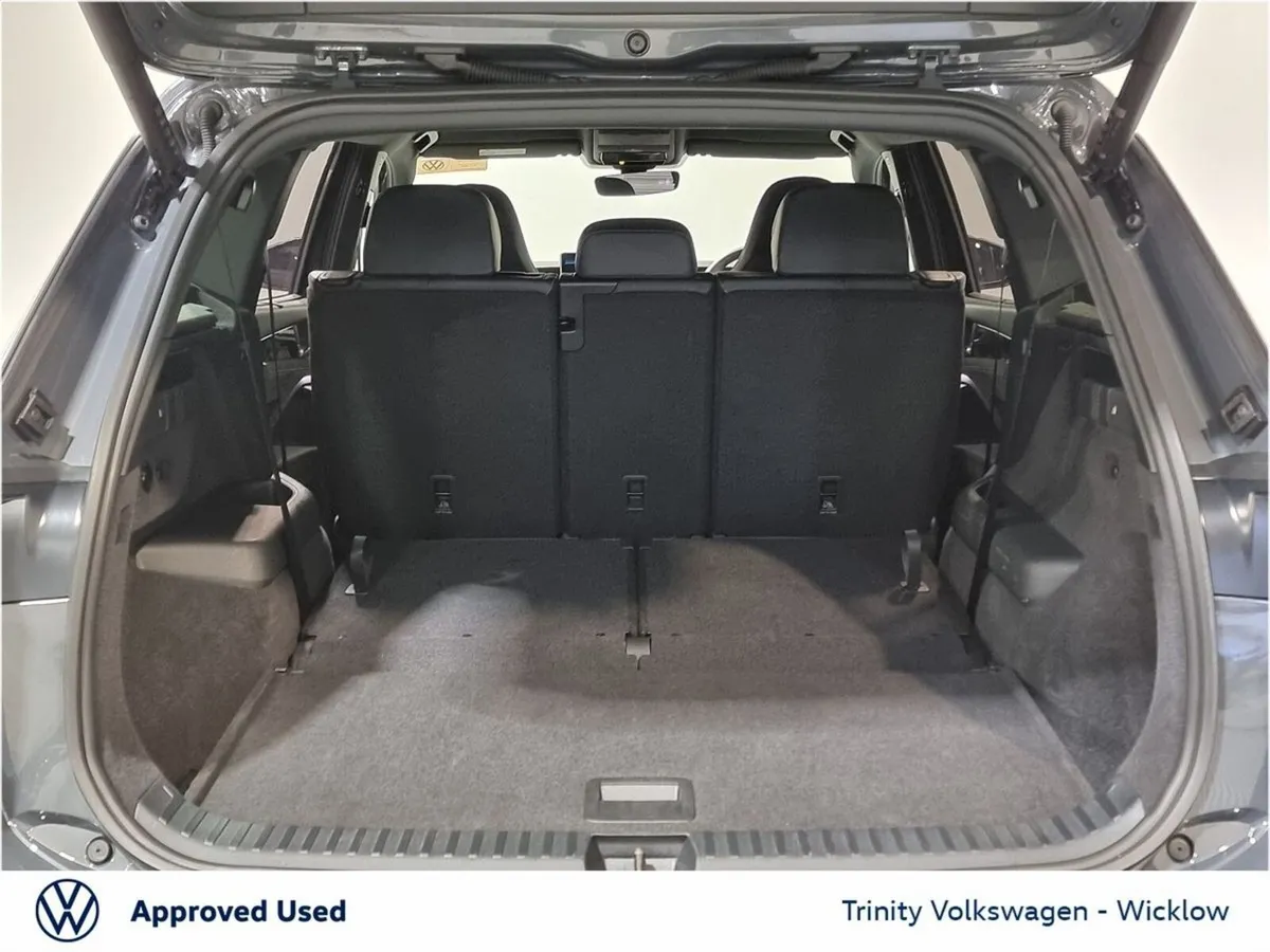 Volkswagen Tayron Estate, Diesel, 2026, Grey