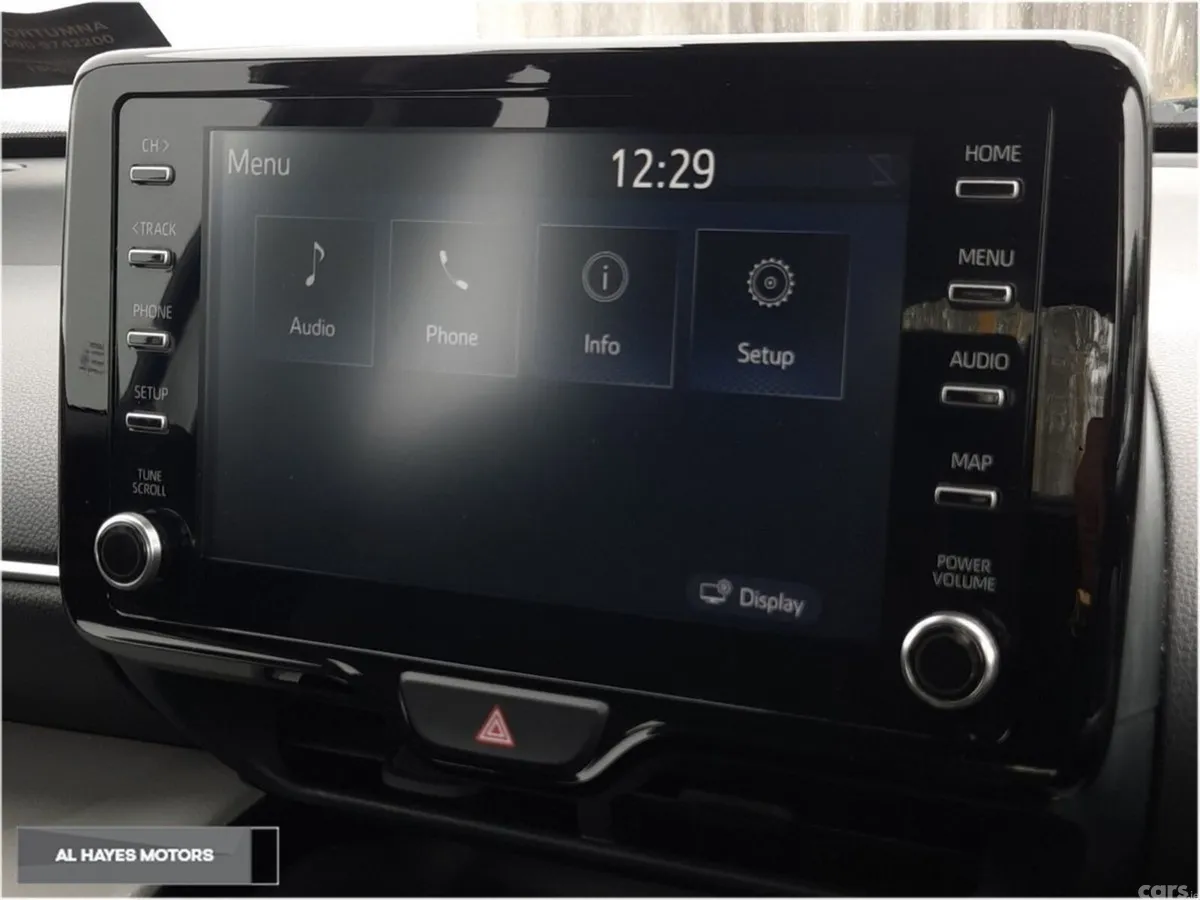 Toyota Yaris Cross SUV, Petrol Hybrid, 2022, Silver