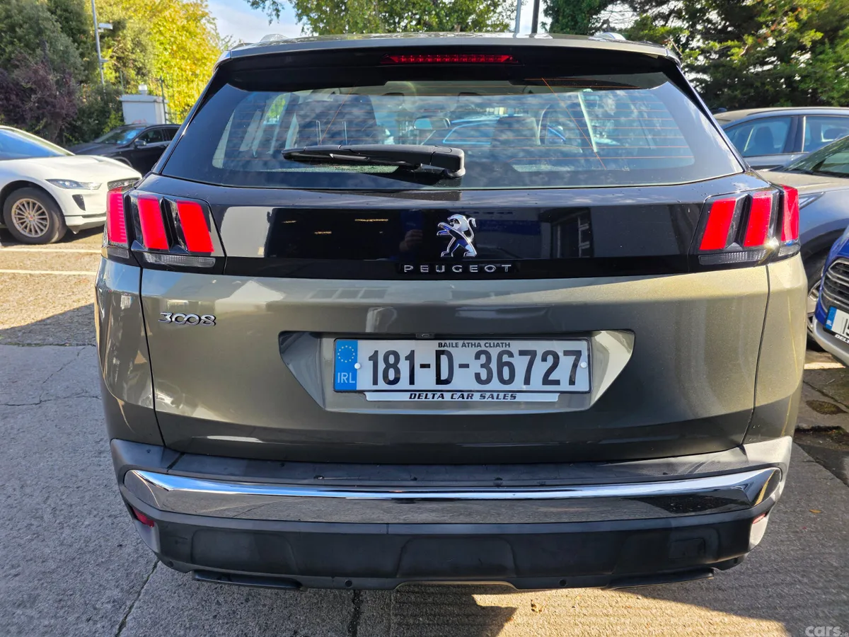 Peugeot 3008 MPV, Petrol, 2018, Grey