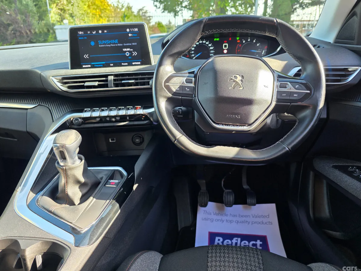 Peugeot 3008 MPV, Petrol, 2018, Grey