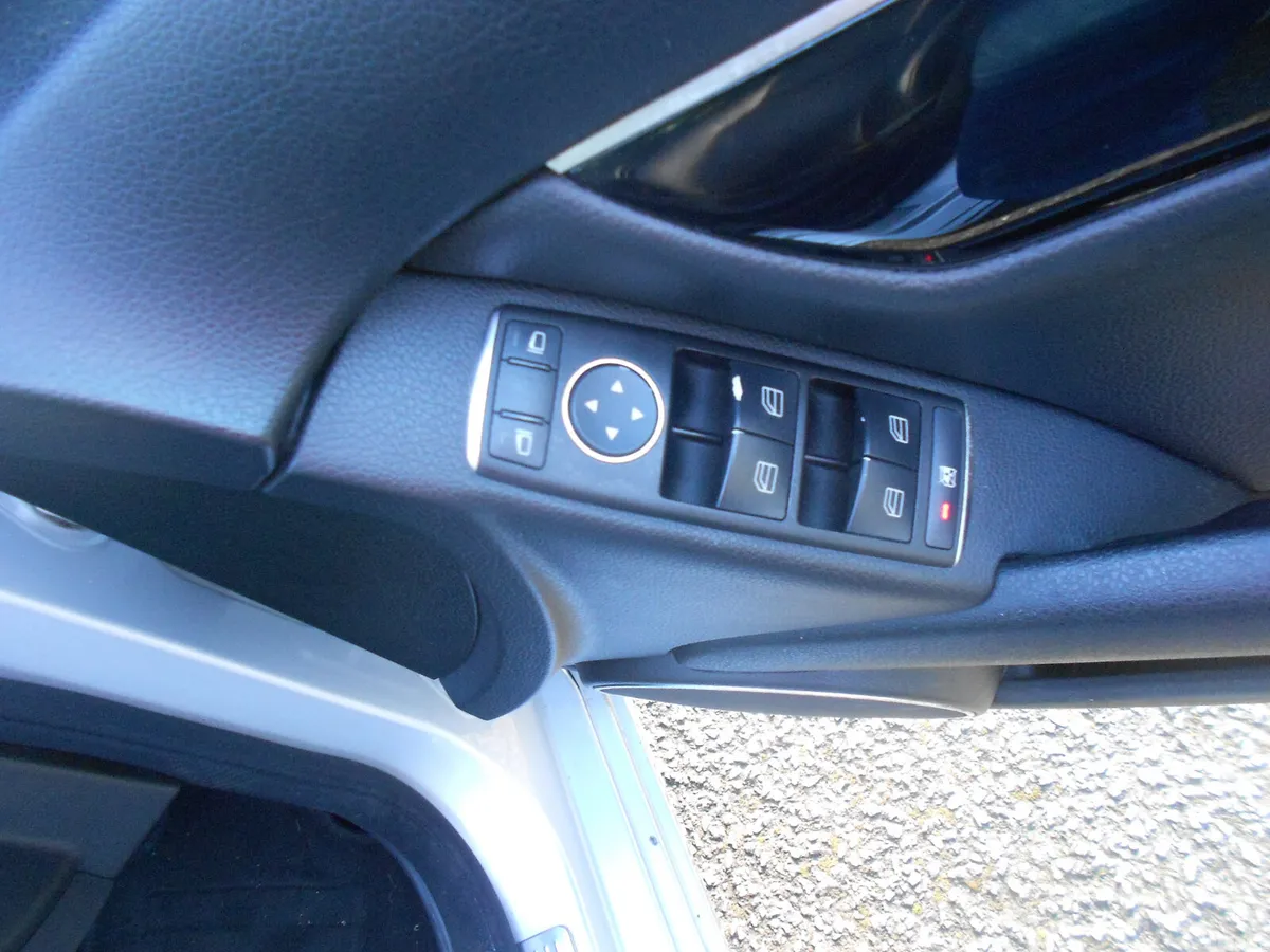 Mercedes-Benz C-Class Saloon, Diesel, 2011, Silver