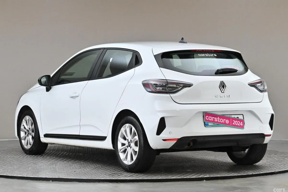 Renault Clio Hatchback, Petrol, 2024, White