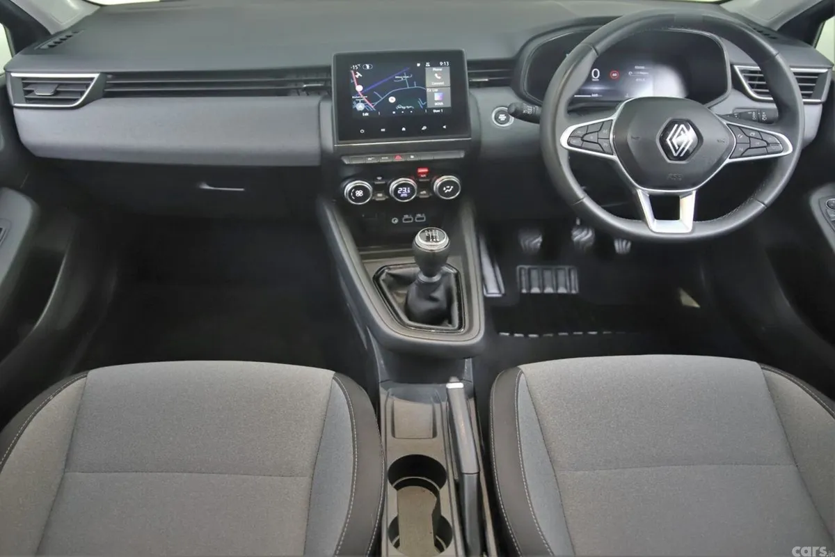 Renault Clio Hatchback, Petrol, 2024, White