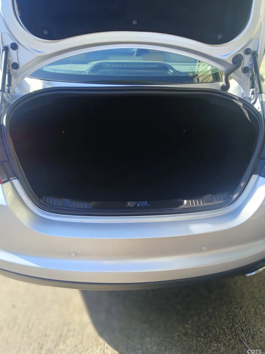 Jaguar XF Saloon, Diesel, 2015, Silver