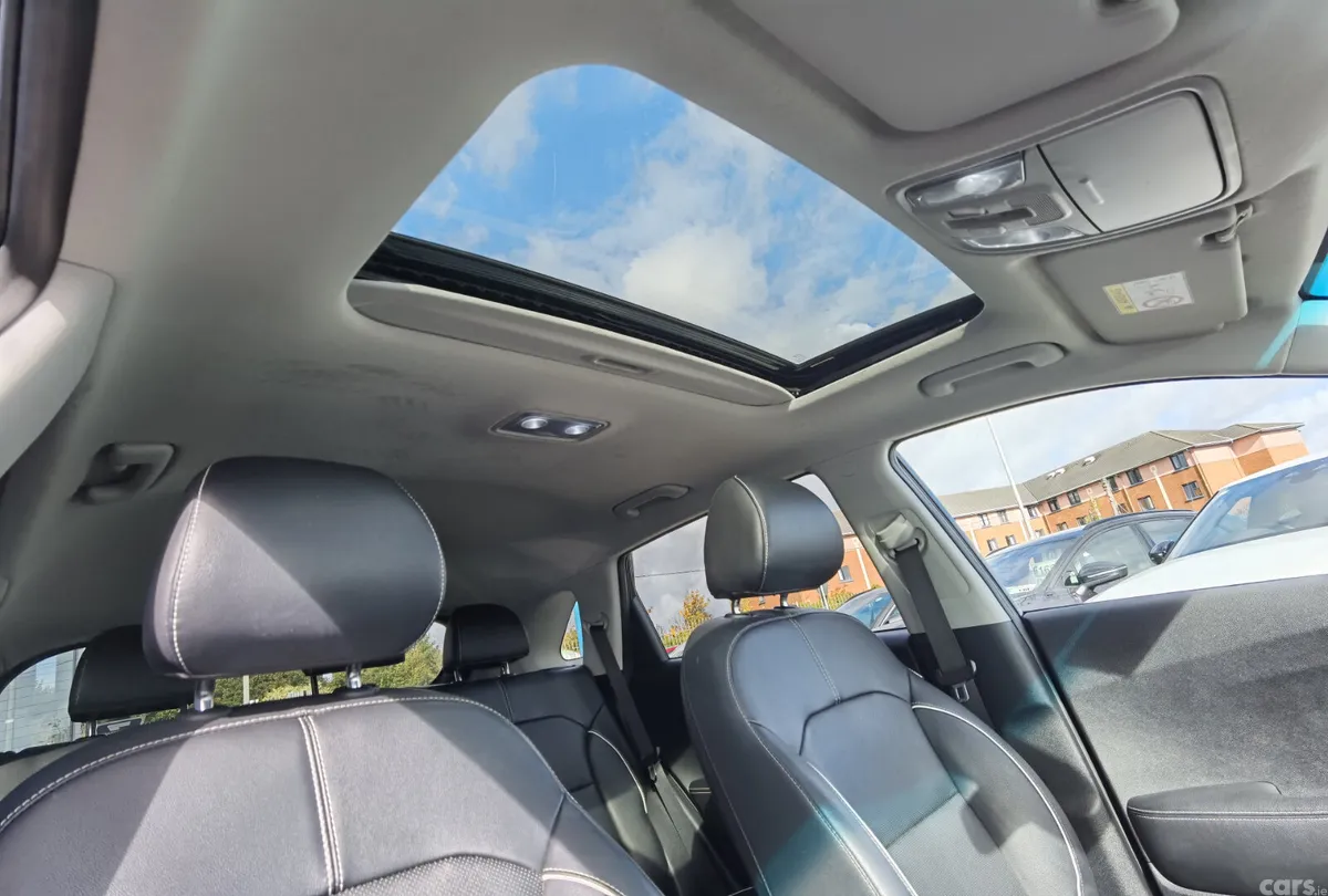 Kia Niro SUV, Electric, 2022, Black