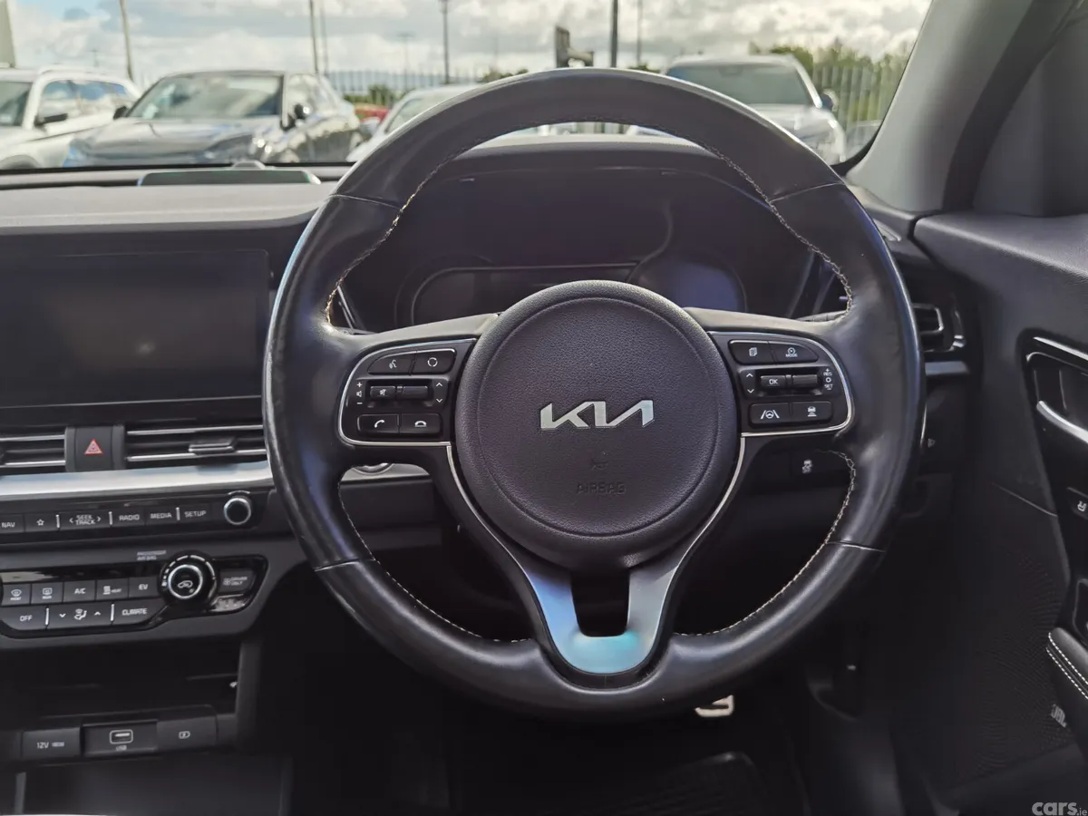 Kia Niro SUV, Electric, 2022, Black