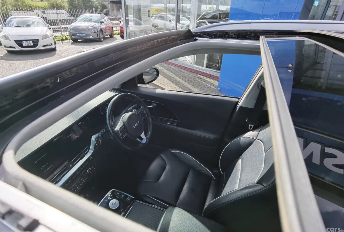 Kia Niro SUV, Electric, 2022, Black