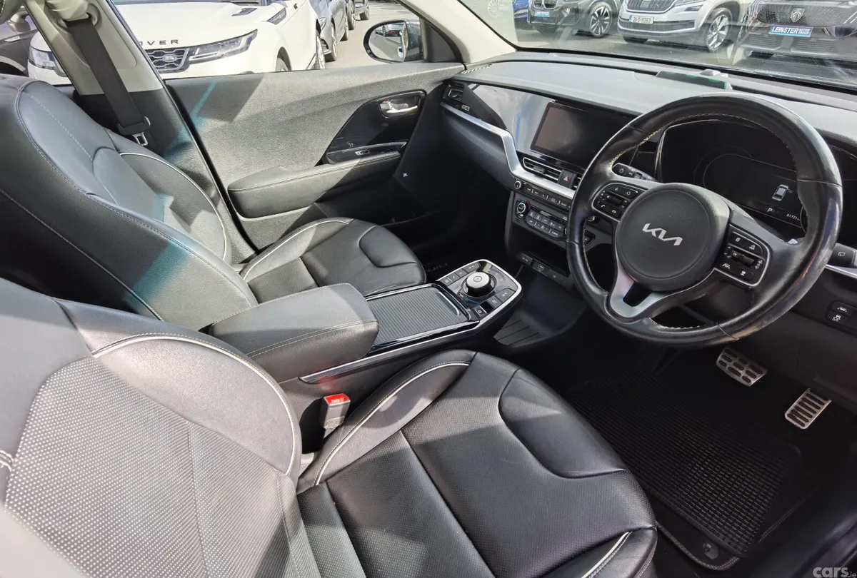 Kia Niro SUV, Electric, 2022, Black
