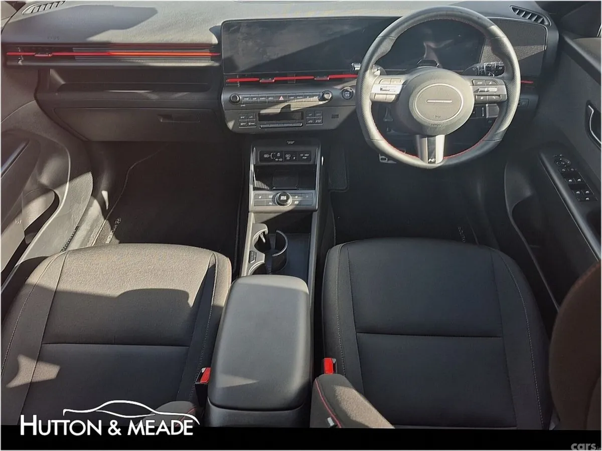 Hyundai KONA SUV, Petrol Hybrid, 2026, White