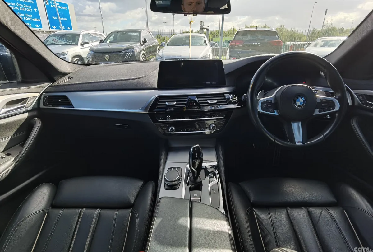 BMW 5-Series Saloon, Petrol Plug-in Hybrid, 2018, Black