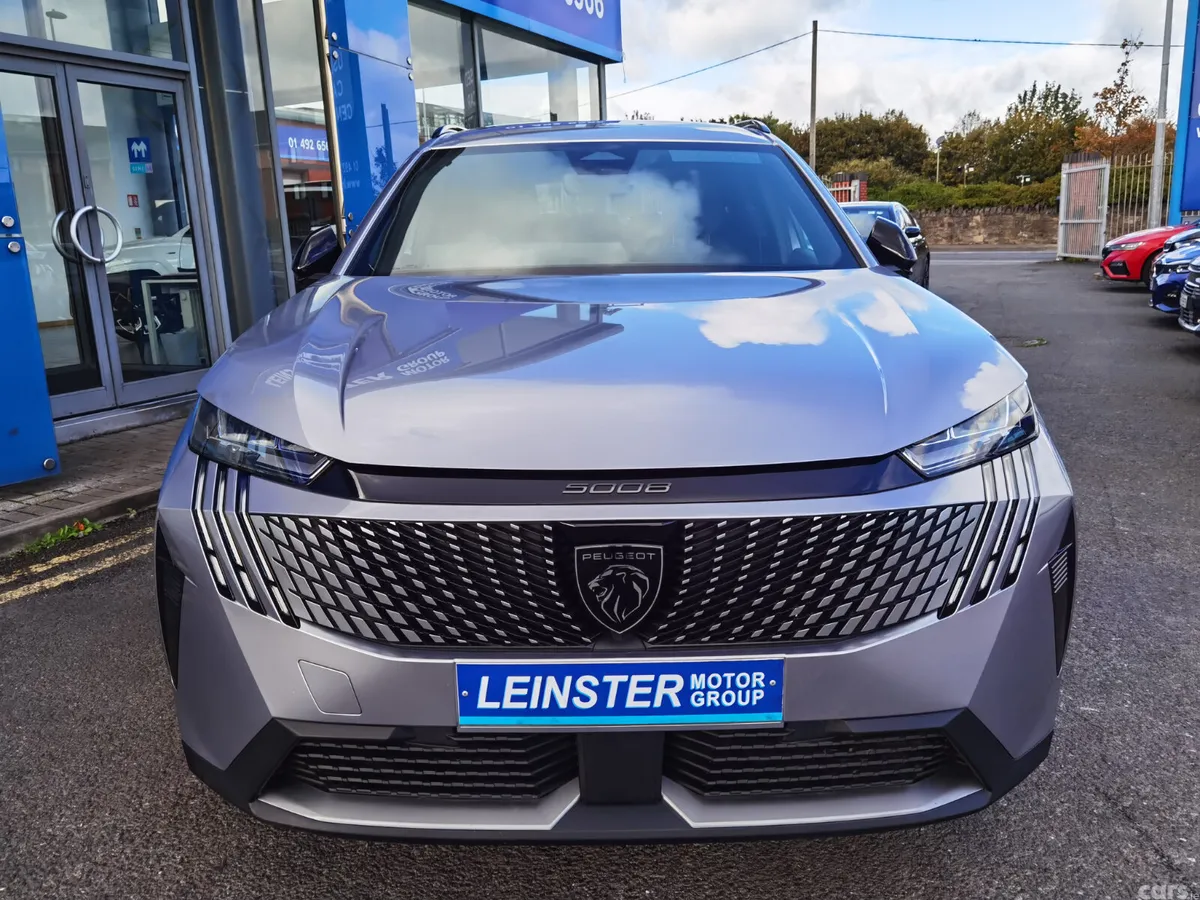 Peugeot 5008 SUV, Electric, 2025, Grey