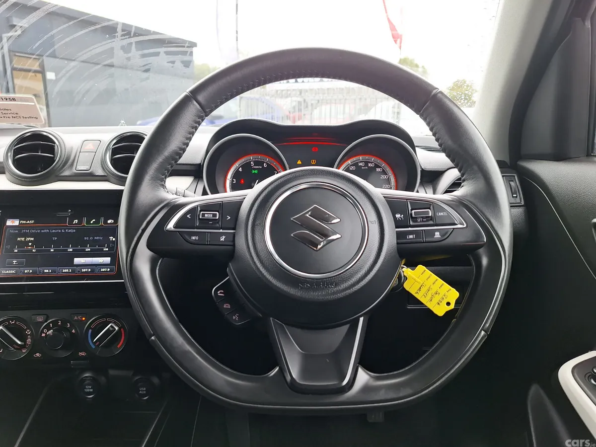 Suzuki Swift Hatchback, Petrol, 2024, Black