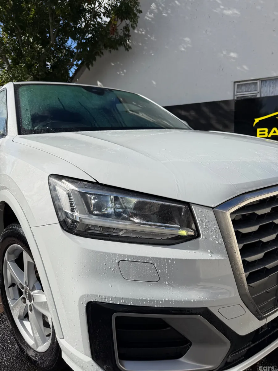 Audi Q2 SUV, Petrol, 2017, White