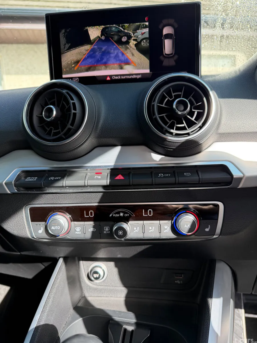 Audi Q2 SUV, Petrol, 2017, White