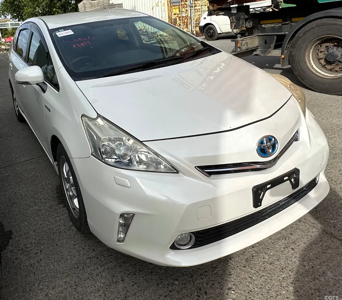 Toyota Prius MPV, Petrol Hybrid, 2014, White