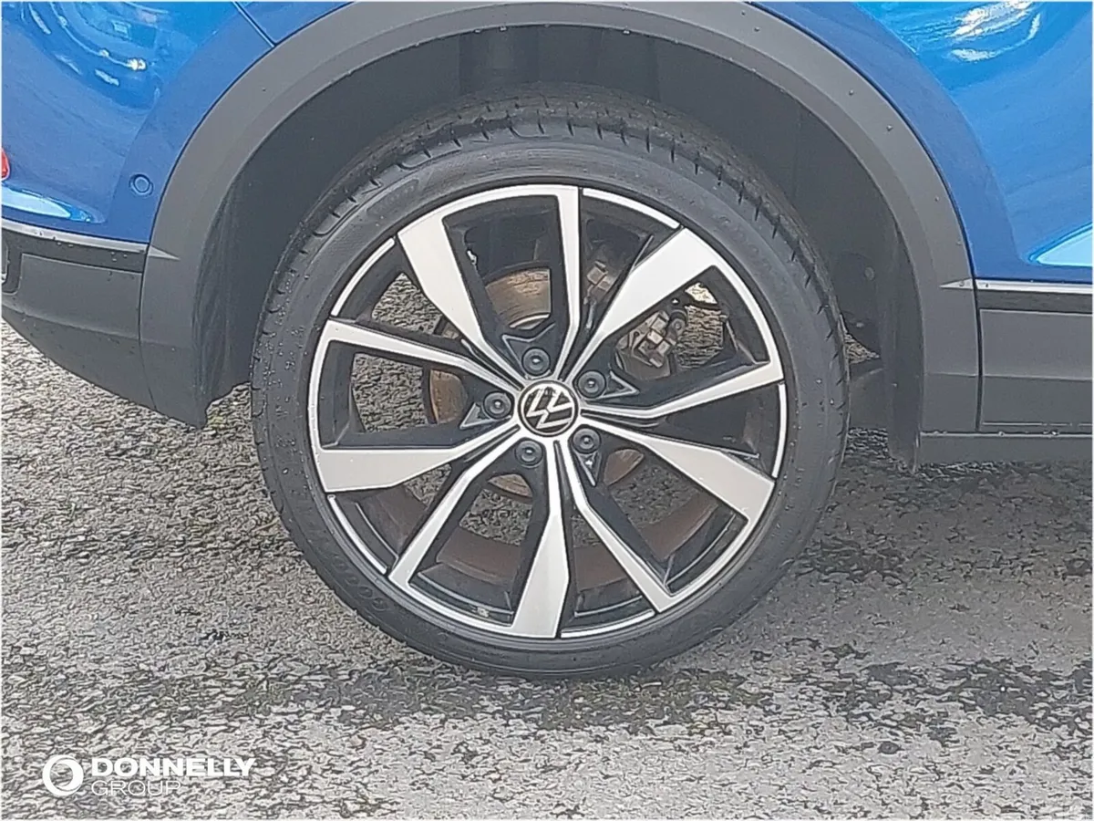 Volkswagen T-Roc Hatchback, Petrol, 2026, Blue