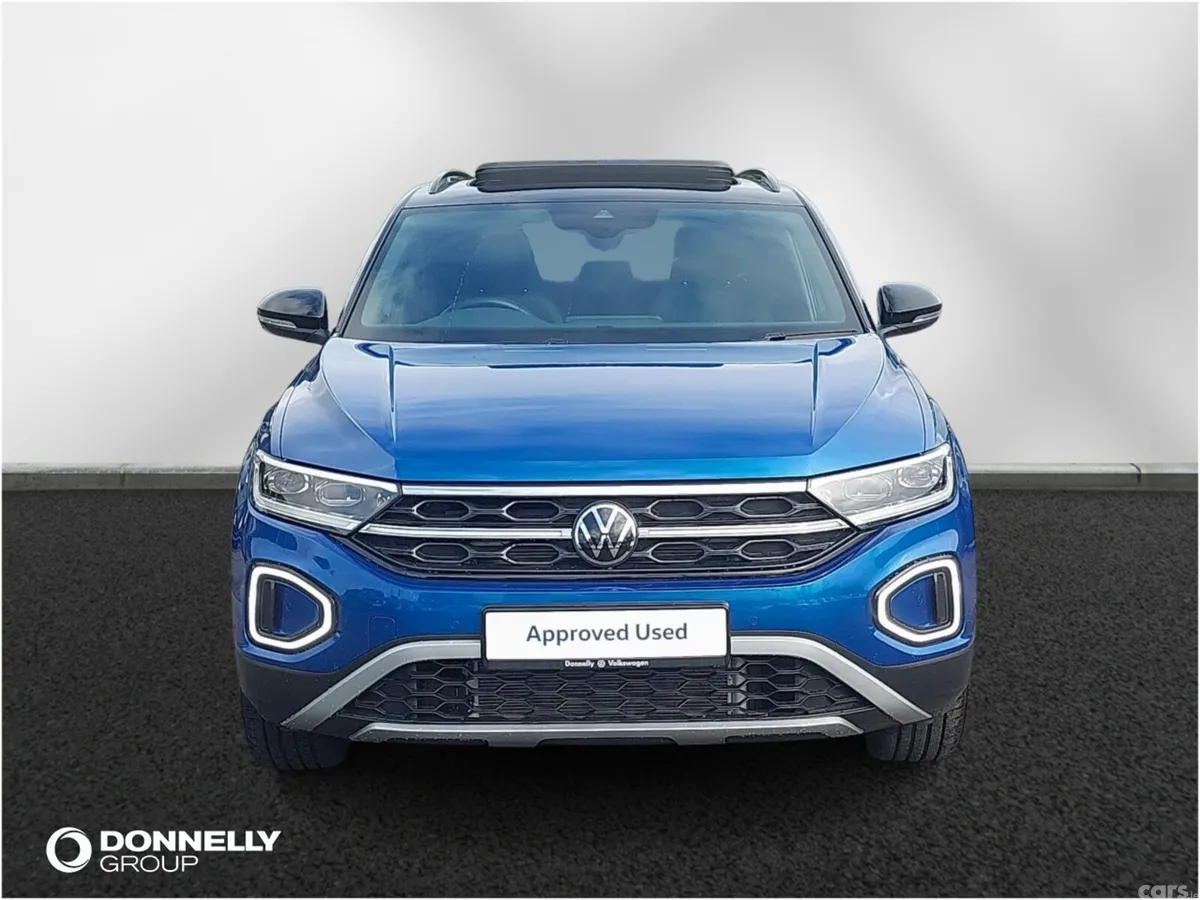 Volkswagen T-Roc Hatchback, Petrol, 2026, Blue