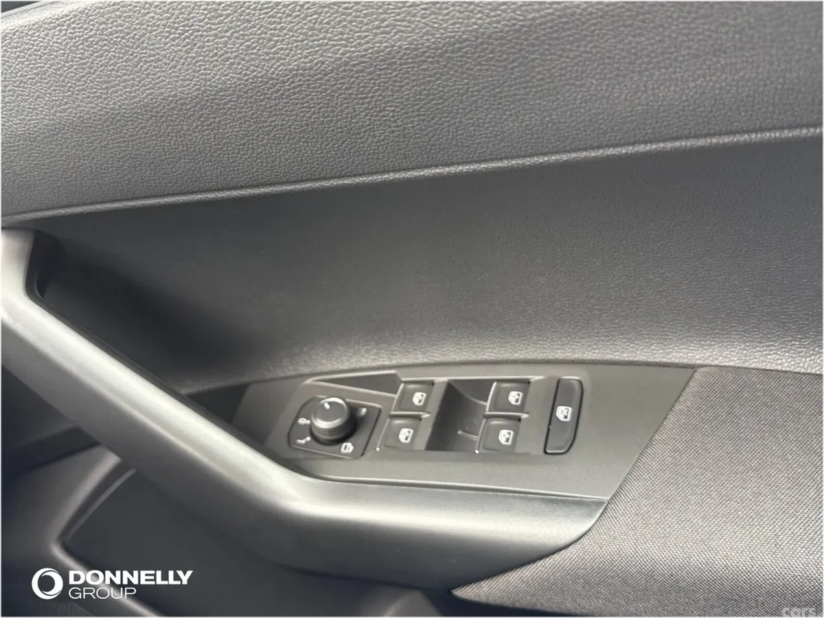 Volkswagen Polo Hatchback, Petrol, 2026, 