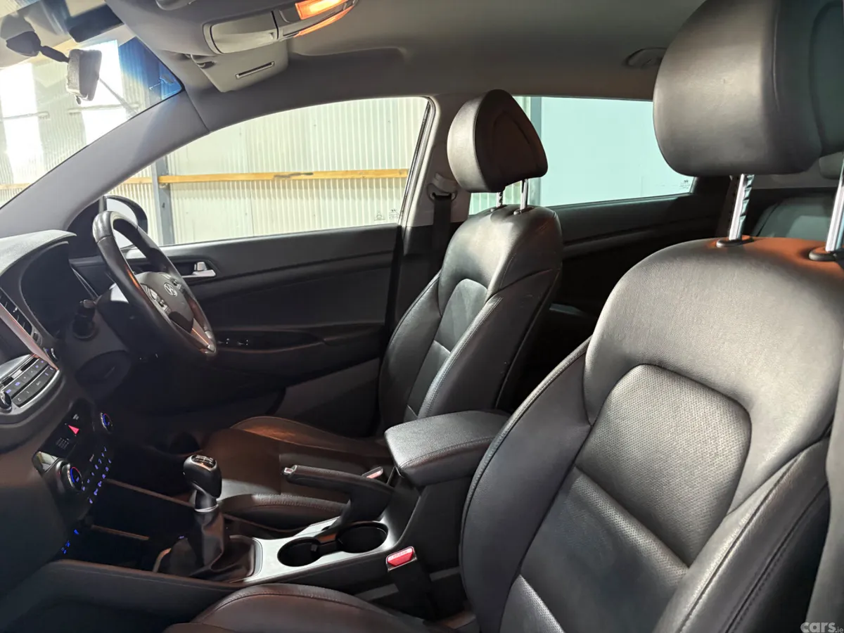 Hyundai Tucson SUV, Diesel, 2016, Black
