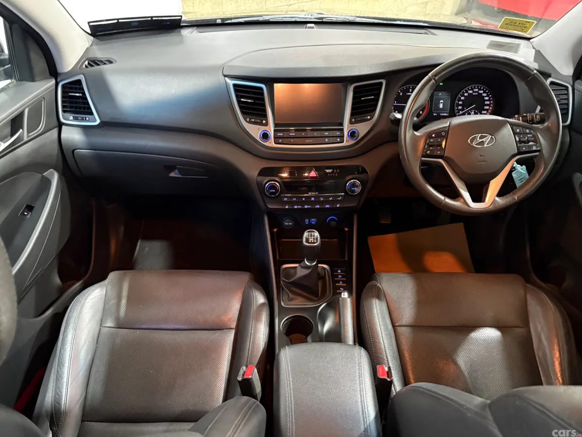 Hyundai Tucson SUV, Diesel, 2016, Black