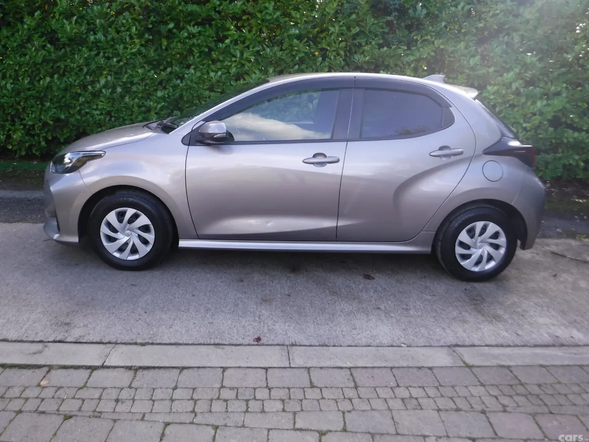 Toyota Yaris Hatchback, Petrol, 2020, Grey