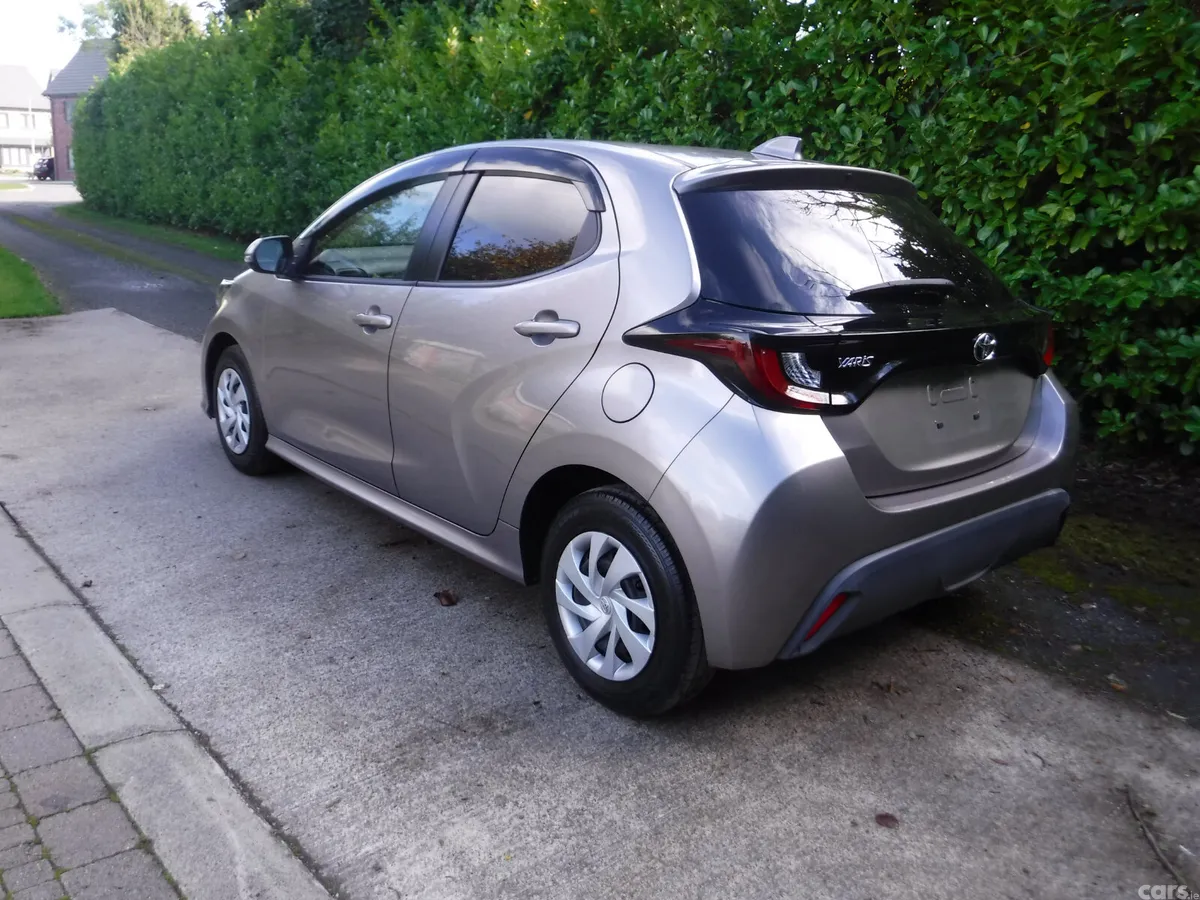 Toyota Yaris Hatchback, Petrol, 2020, Grey