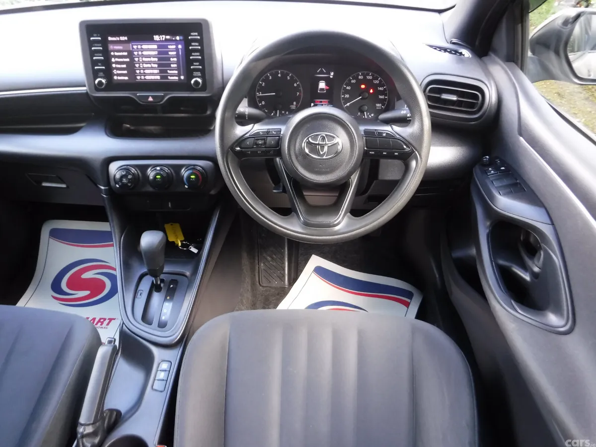 Toyota Yaris Hatchback, Petrol, 2020, Grey