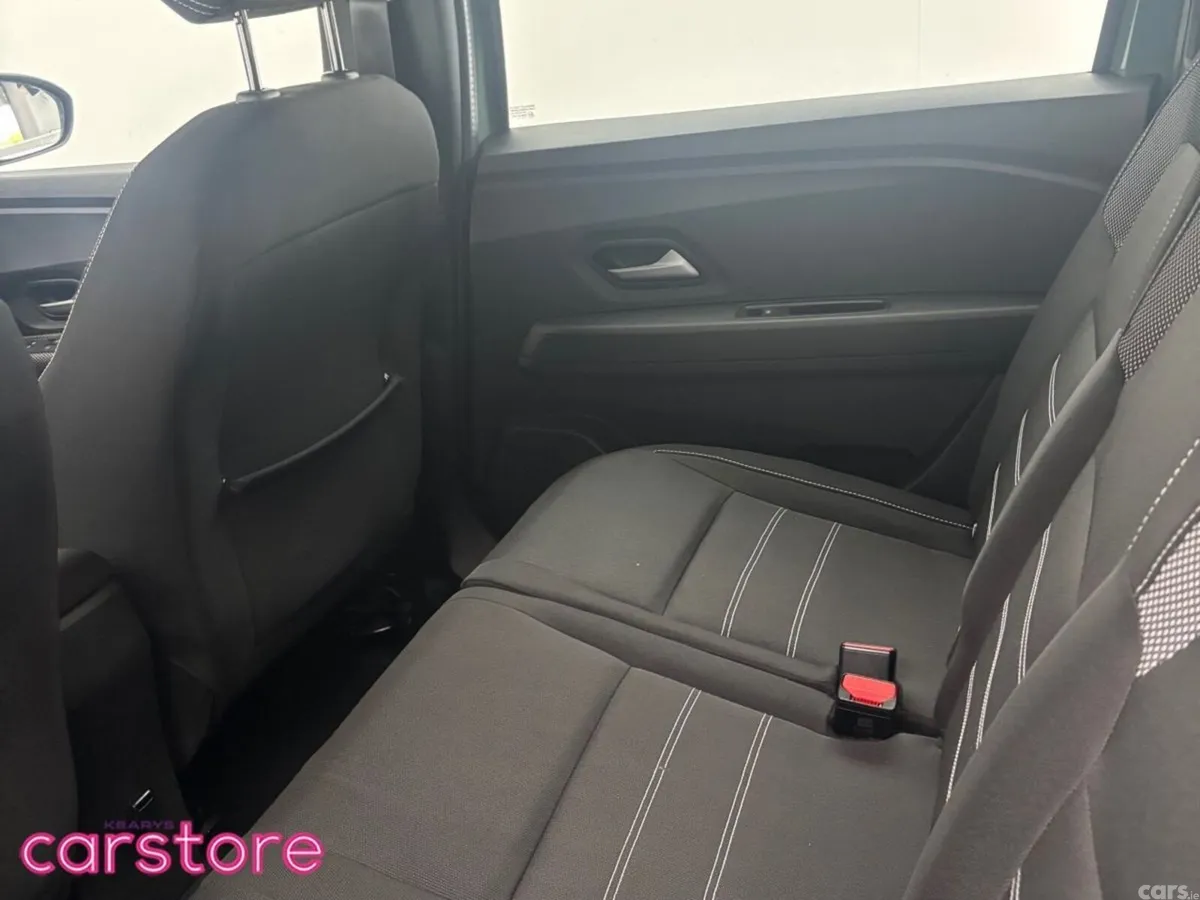 Dacia Jogger Estate, Petrol, 2023, Grey