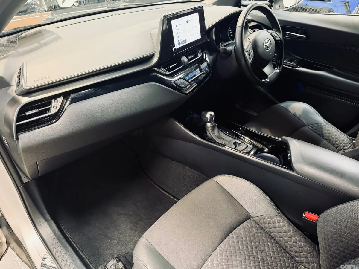 Toyota C-HR Hatchback, Petrol, 2023, Grey