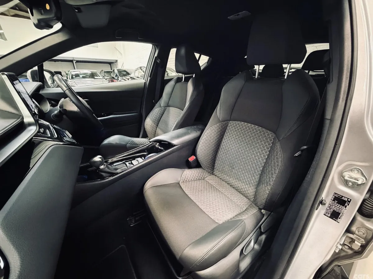 Toyota C-HR Hatchback, Petrol, 2023, Grey