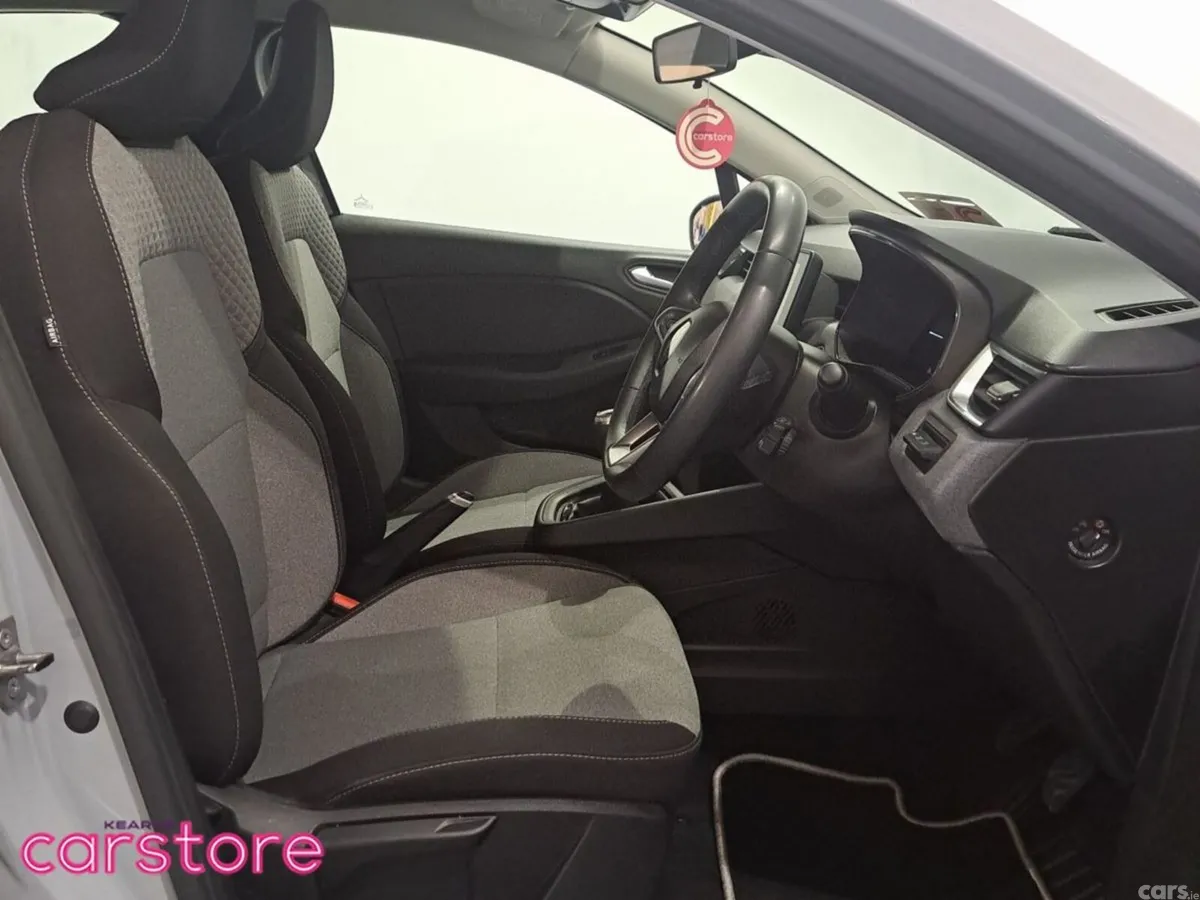 Renault Clio Hatchback, Petrol, 2024, Grey