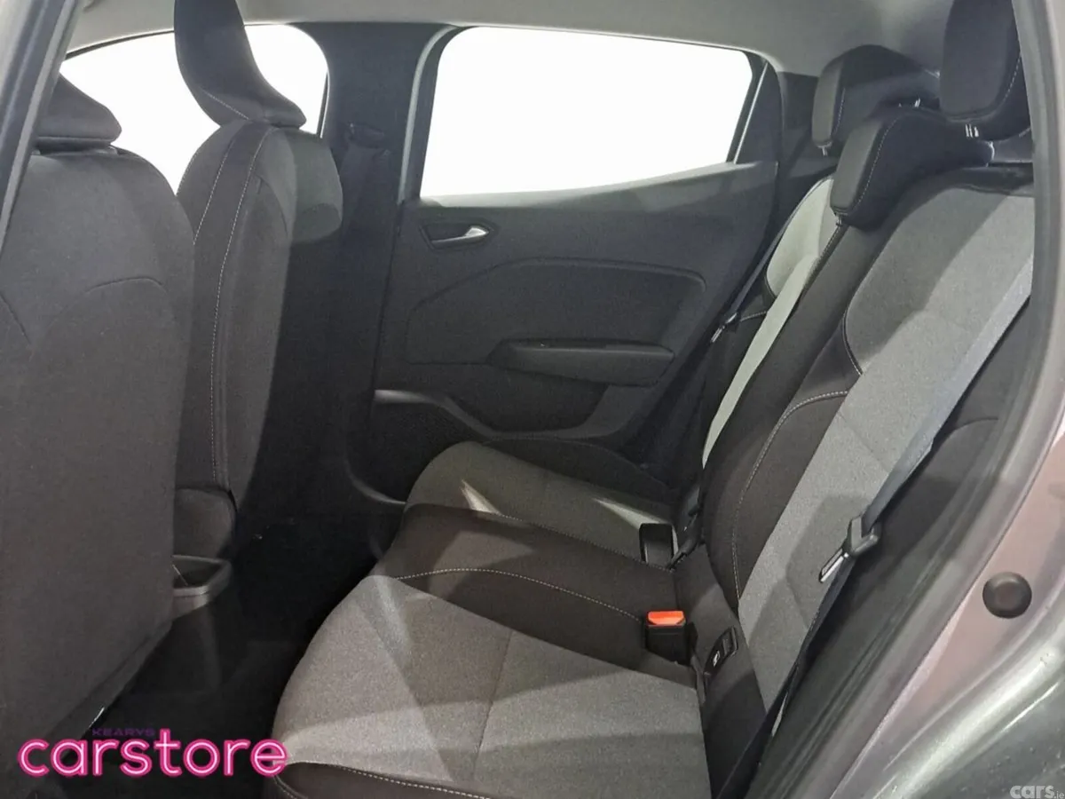 Renault Clio Hatchback, Petrol, 2024, Grey