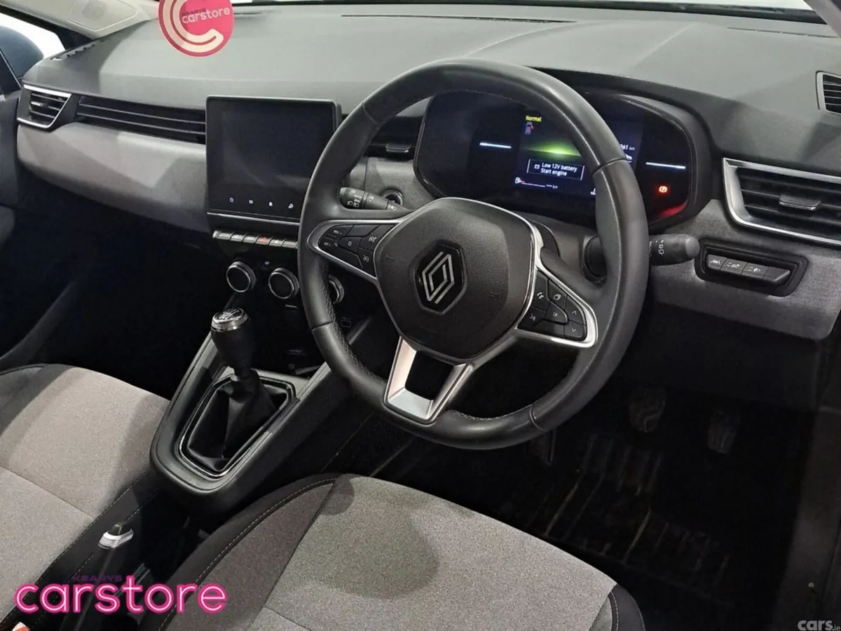 Renault Clio Hatchback, Petrol, 2024, Grey