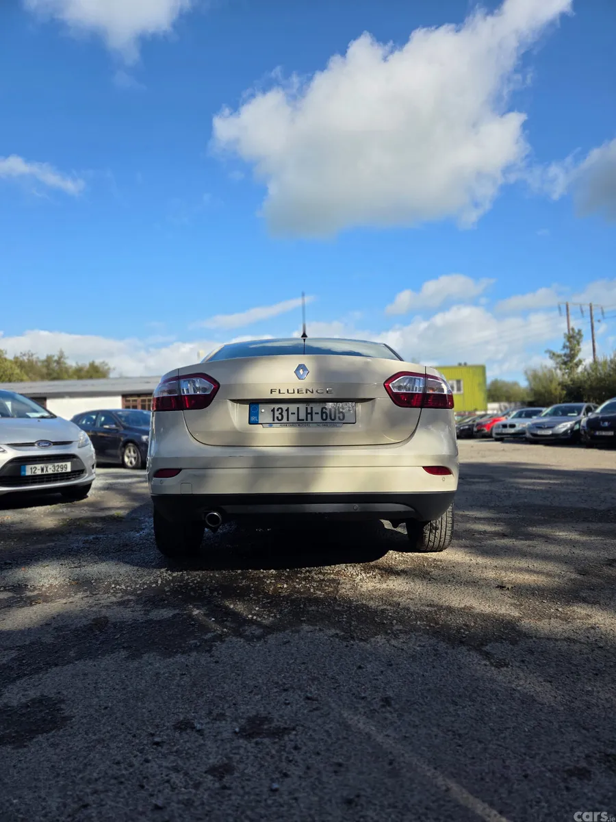Renault Fluence Saloon, Diesel, 2013, Yellow
